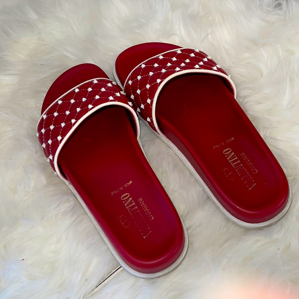 Valentino Slide
